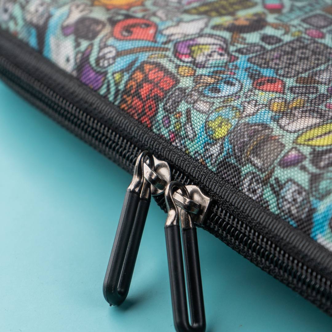 Portfolio Case & Gadget Organizer with Tablet Sleeve for iPads & Tablets Upto 11” with Accessories pocket for Pencil, Cables & Hubs - Image 6